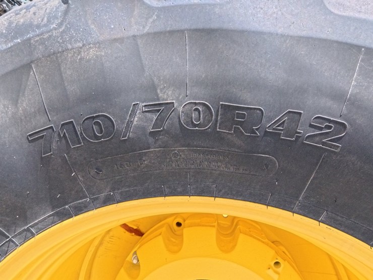 2022-john-deere-9520r-image-37