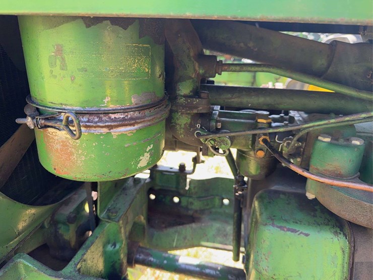 john-deere-70-image-18