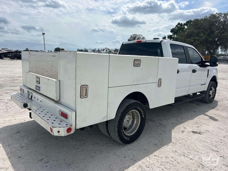 2020-ford-f350-image-3