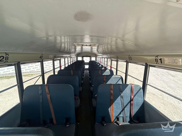 2013-ic-corporation-pb105-school-bus-image-19