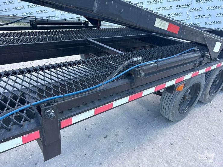 2020-kaufman-47ft.-gooseneck-tri-axle-car-hauler-trailer-image-18