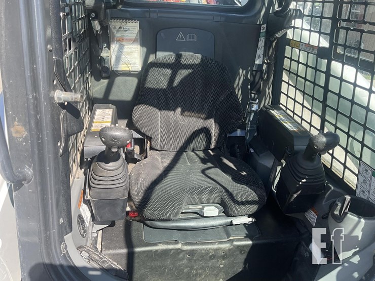 2023-bobcat-t770-image-15