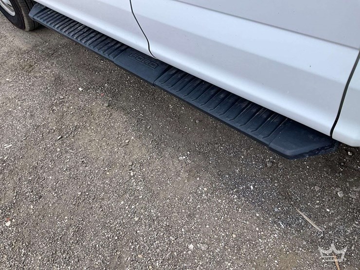 2019-ford-f150-image-28
