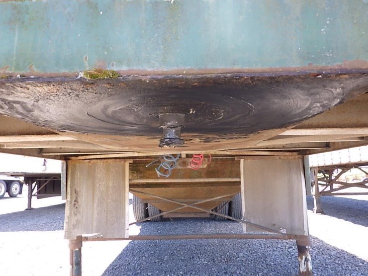 1982-axle-dump-trailer-image-12