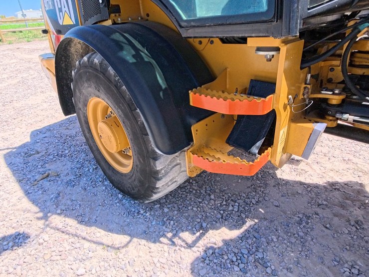 2014-caterpillar-907h2-image-43