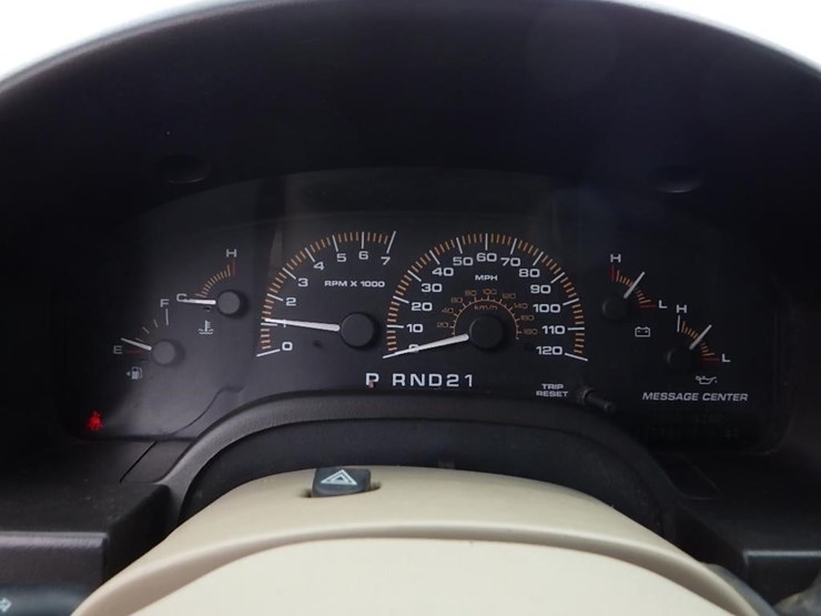 2003-ford-expedition-image-32