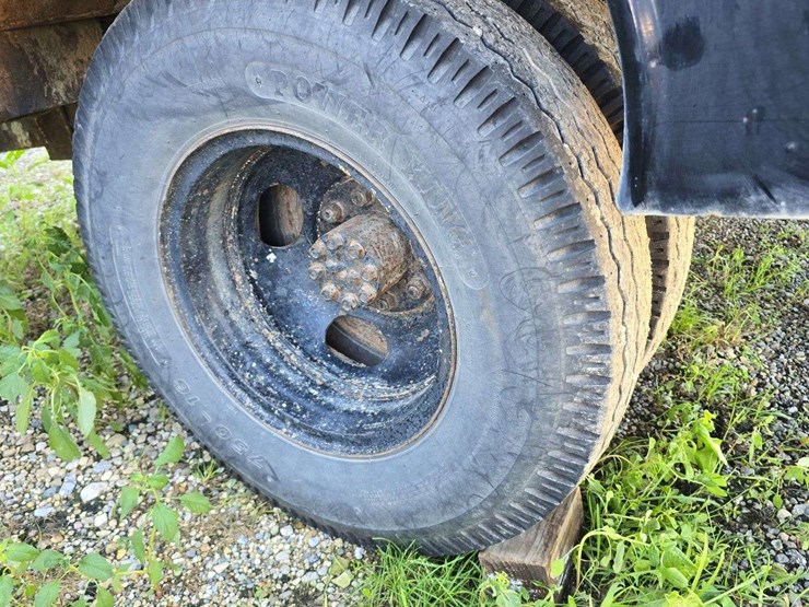pull-type-truck-service-bed,-knapheide-bed,-bumper-and-rear-hitch,-dually-axle-image-9