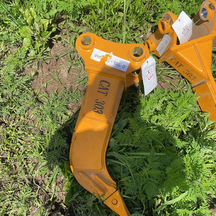 CATERPILLAR 303