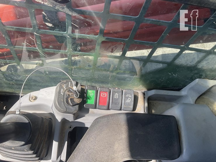 2016-kubota-svl75-2-image-16