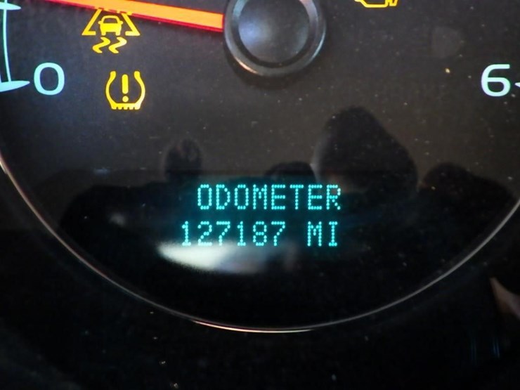 2008-chevrolet-tahoe-image-30