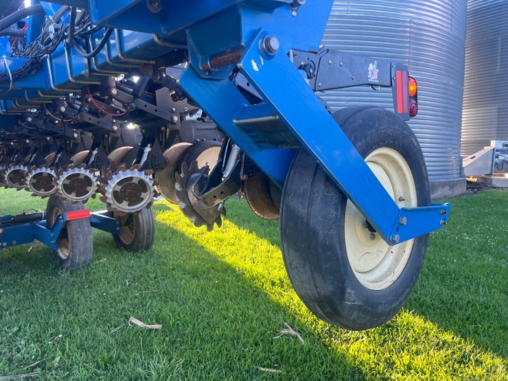 kinze-3600-image-25