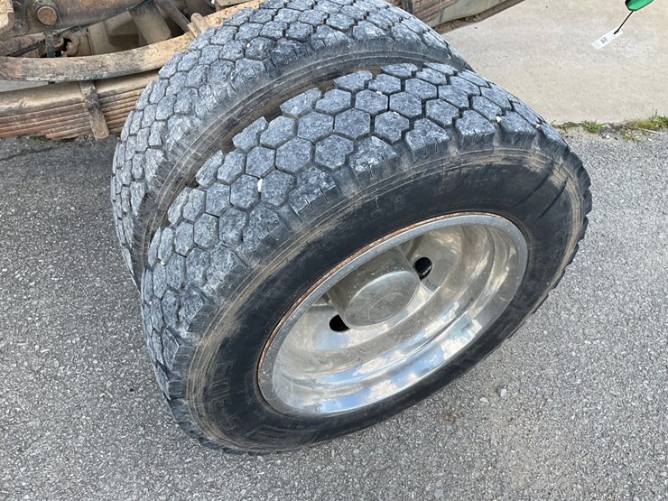 2000-ford-f550-image-10