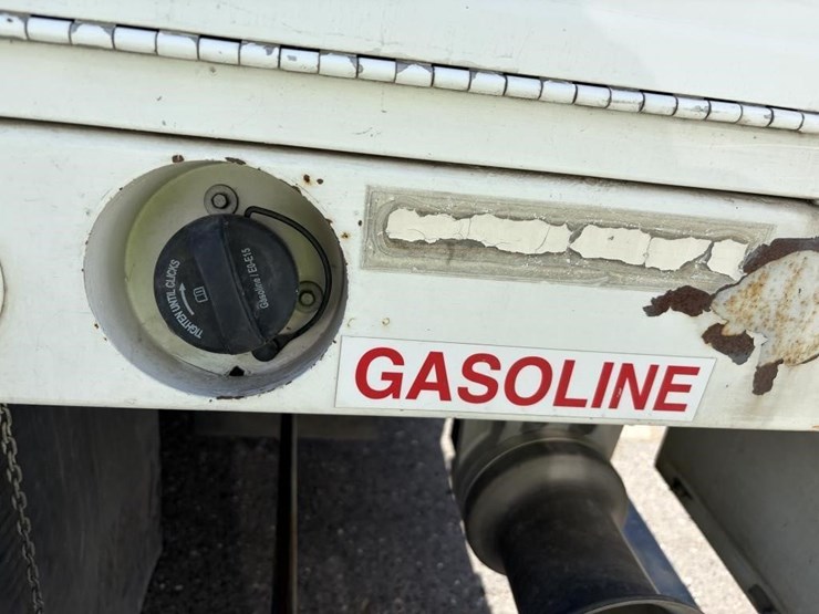 2012-ford-f550-image-6