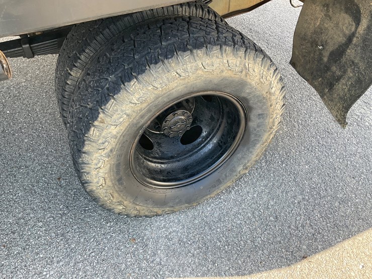 2001-ford-f350-image-12