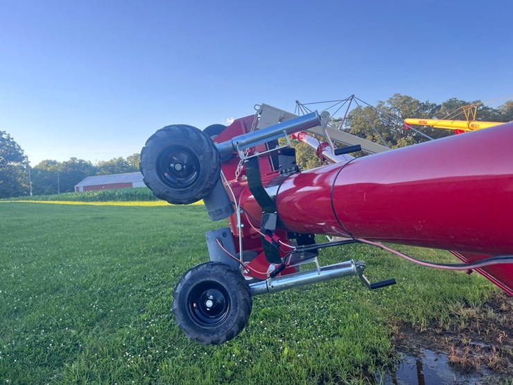 2018-buhler-farm-king-1070-image-16