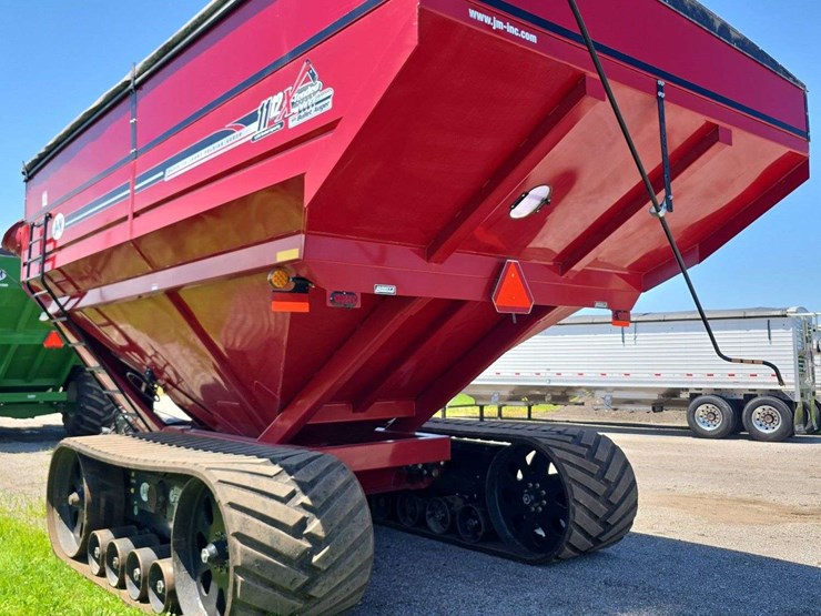 2021-j&m-1112-x-tend-series-grain-cart,-roll-tarp,-1,150-bushel,-storm-tracker-hd-oil-hub-tracks,-big-1000pto,-extended-reach,-hyd.-adjust-spout,-bullet-auger,-20''-auger,-scales,-s/n--1803329-image-7