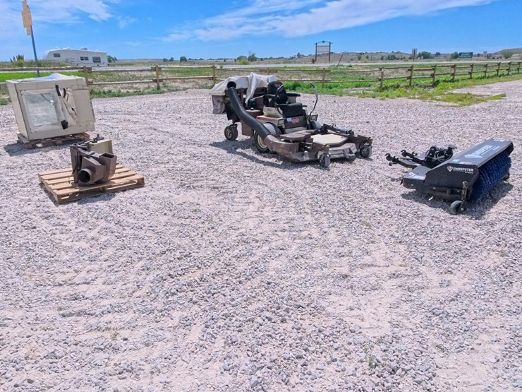 #1035-•-2008-grasshopper-729-zero-turn-mower-image-6