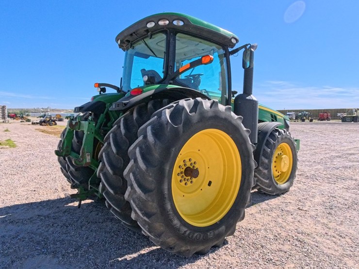 john-deere-8285r-image-5