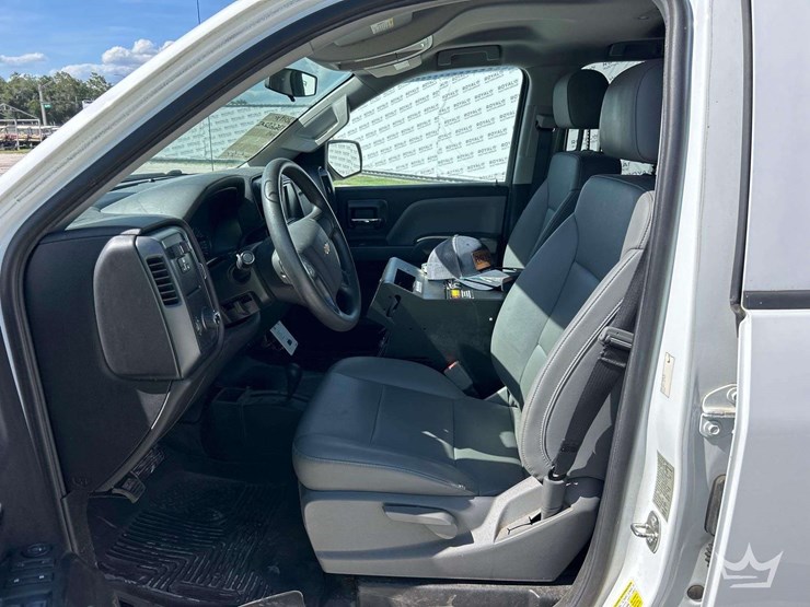 2019-chevrolet-silverado-1500-image-11
