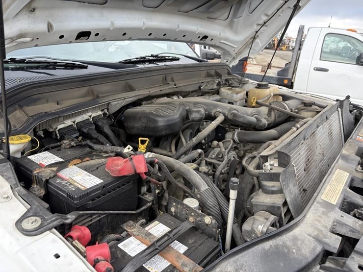 2012-ford-f550-image-8