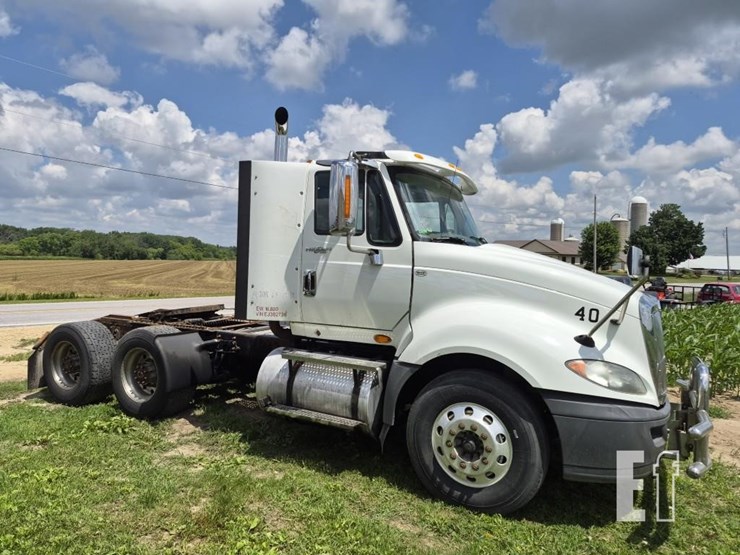 2014-international-prostar-image-4