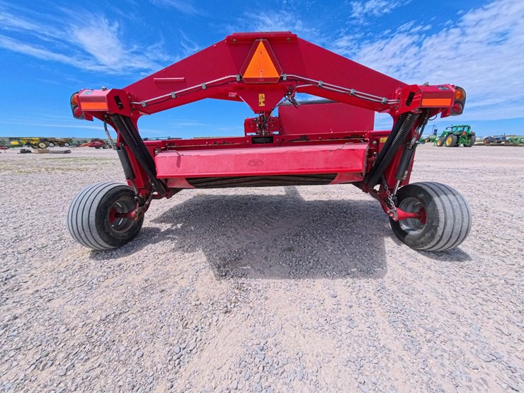 massey-ferguson-1383-image-35