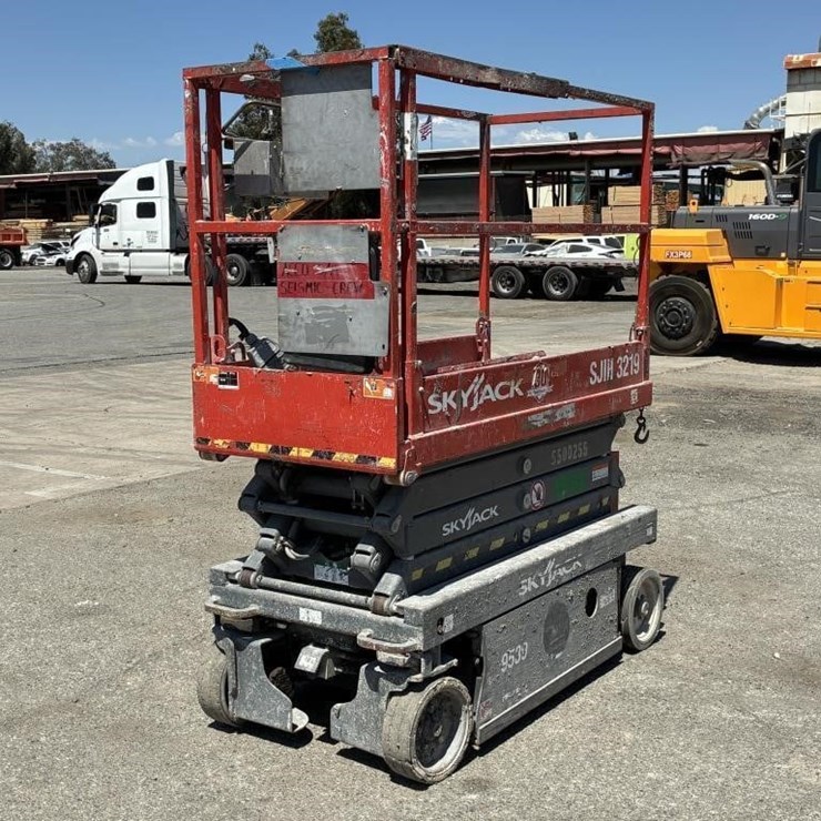 2004 SKYJACK SJIII3219