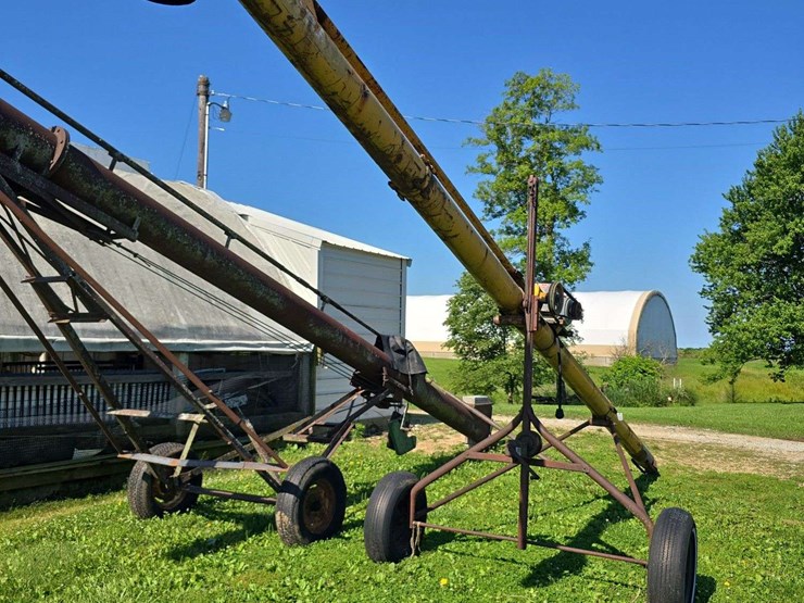 10''-x-28ft-truck-loading-auger,-with-electric-motor-image-4