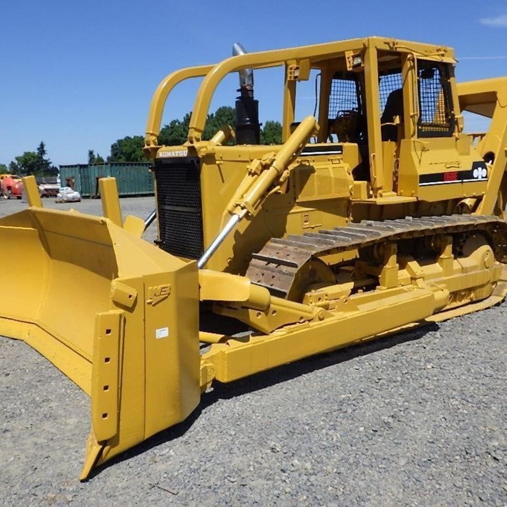 1990 KOMATSU D68E-1
