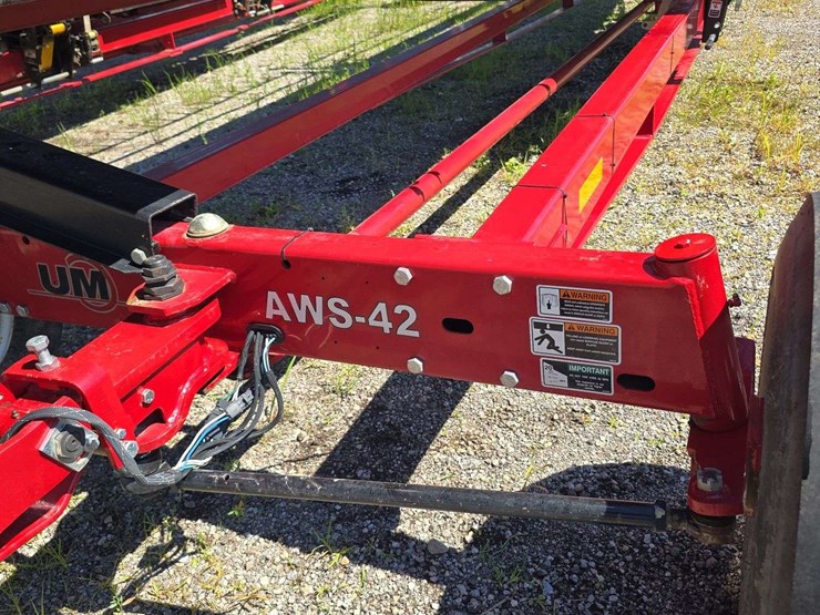 unverferth-aws-42-head-cart,-4-wheel-steer,-with-lights,-1-owner-image-5