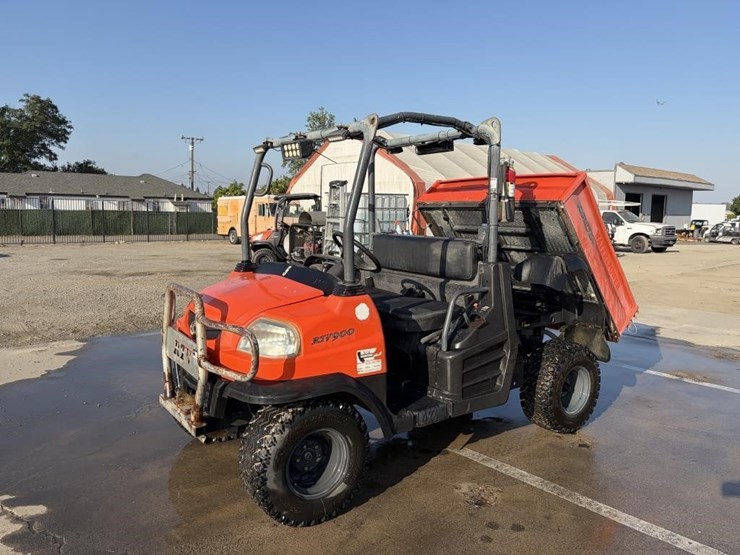 kubota-rtv900-image-1