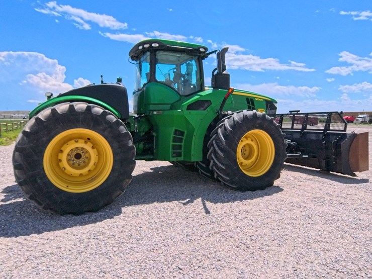 2022-john-deere-9520r-image-9