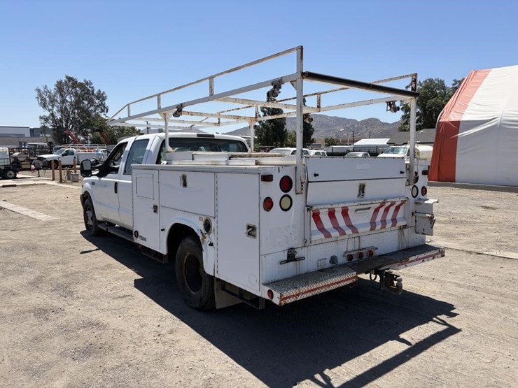 2004-ford-f350-xl-image-4
