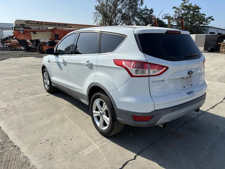 2013-ford-escape-image-4