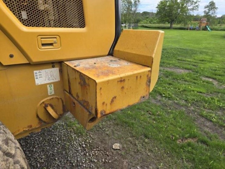 2016-caterpillar-938k-image-46