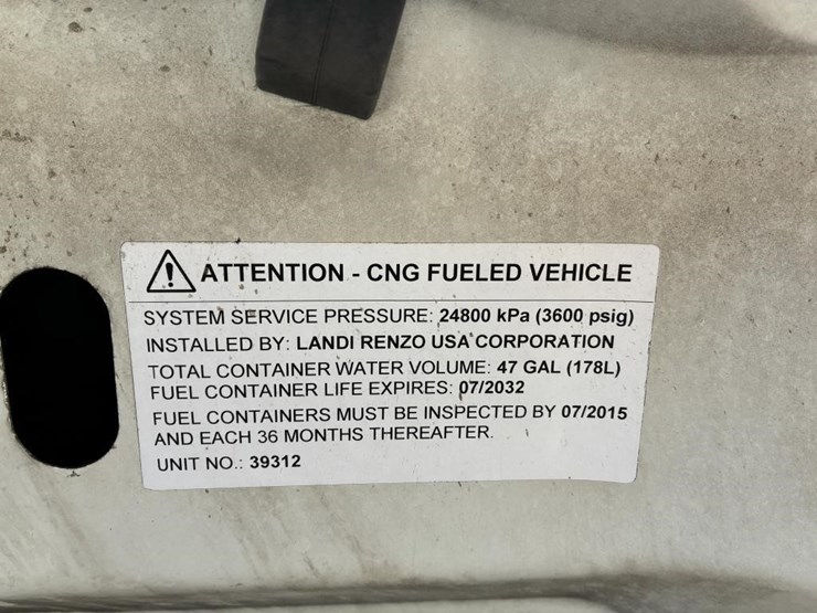 2012-chevrolet-silverado-2500-image-12