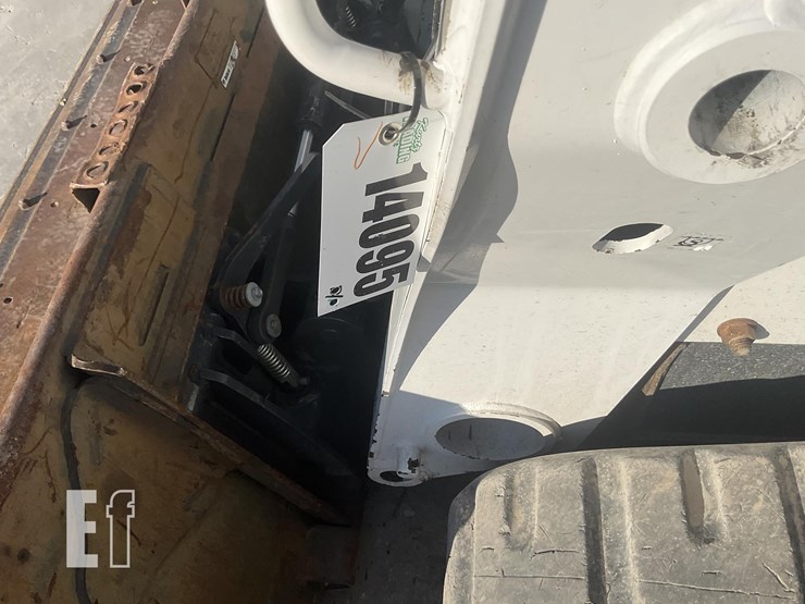 2022-bobcat-t870-image-21