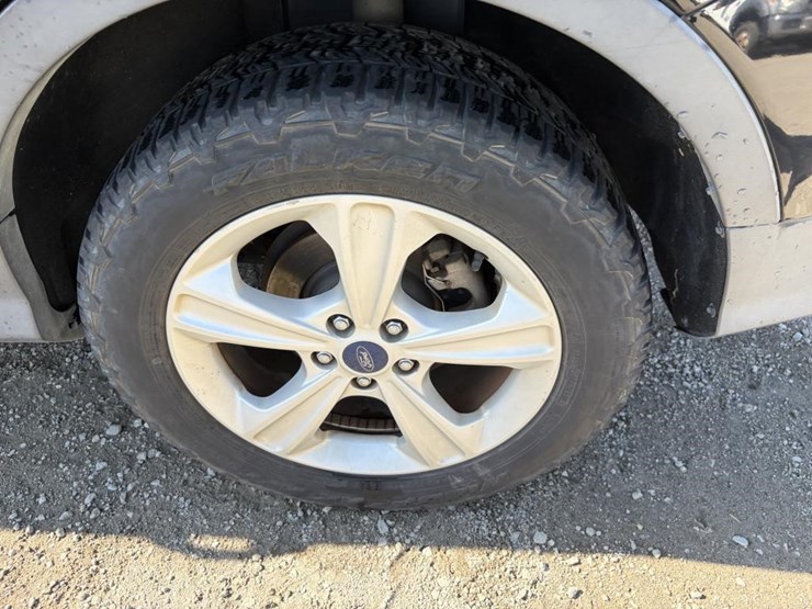 2016-ford-escape-image-5
