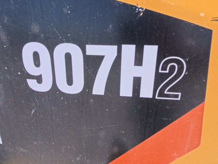 2014-caterpillar-907h2-image-32