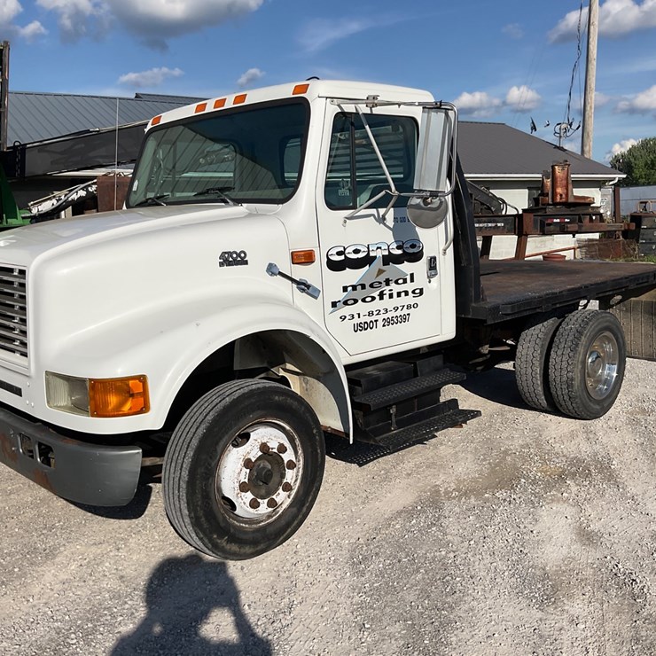 2000 INTERNATIONAL 4700