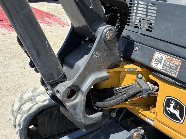 2020-deere-35g-image-14