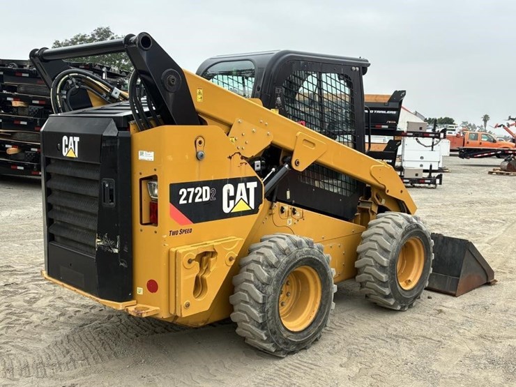 2016-caterpillar-272d2-image-3