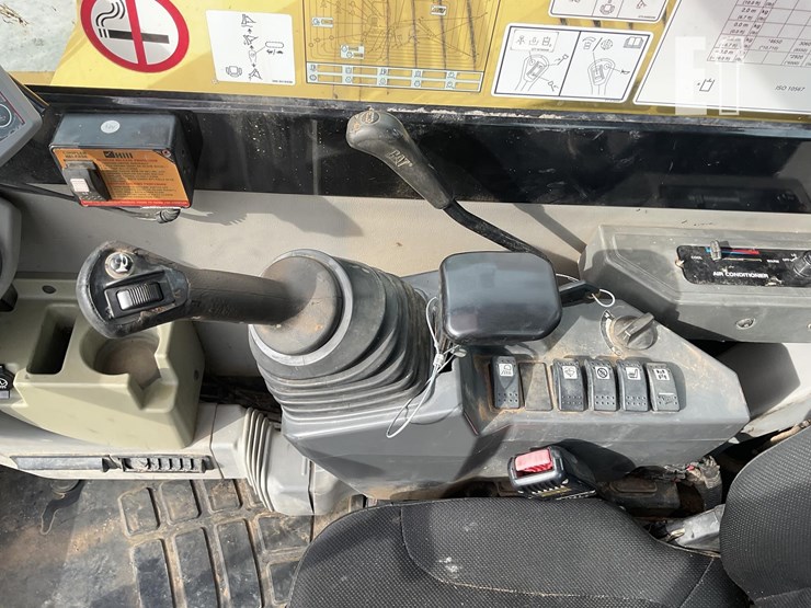 2015-caterpillar-308e2-cr-image-18