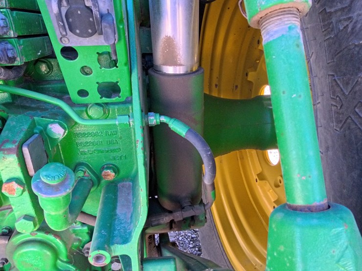 john-deere-8285r-image-46