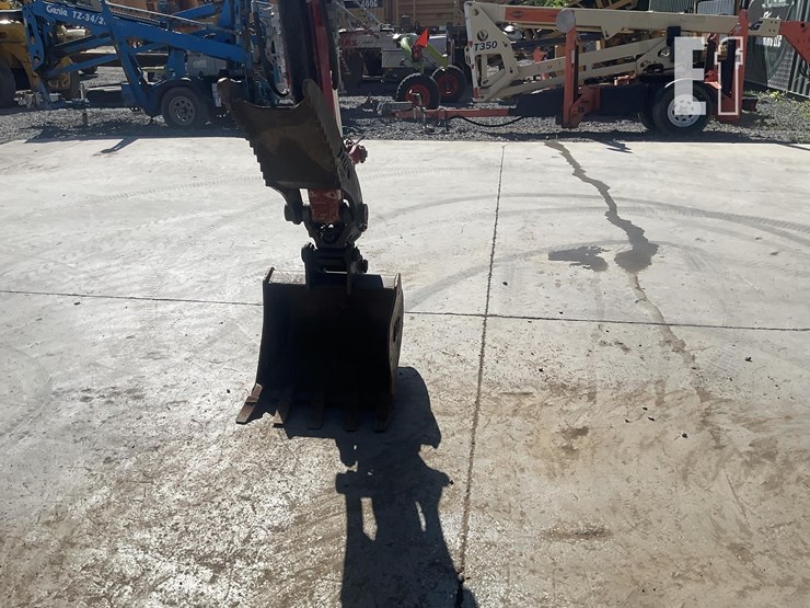 2021-yanmar-sv40-image-11