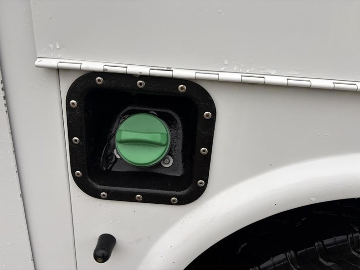 2017-ford-f350-xl-image-6