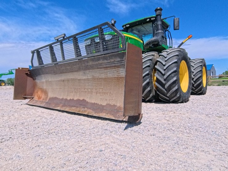2022-john-deere-9520r-image-17