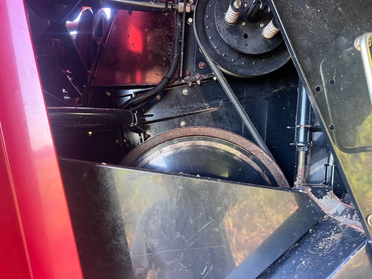 case-ih-5140-image-42