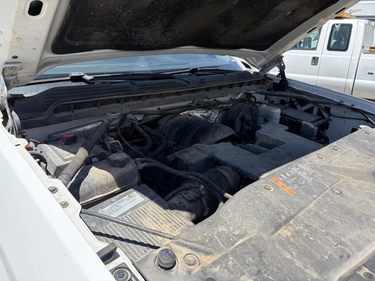 2018-chevrolet-silverado-1500-image-8