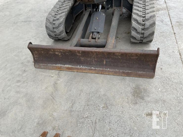 2019-bobcat-e32i-image-12